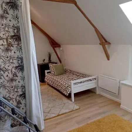 Maison De La Marquise, 15 Couchages, 200m2, Cour Privative, Salle De Reception, 4 Doubles, 1 Dortoir 7 Couchages, Linge En Option Villa Sommervieu
