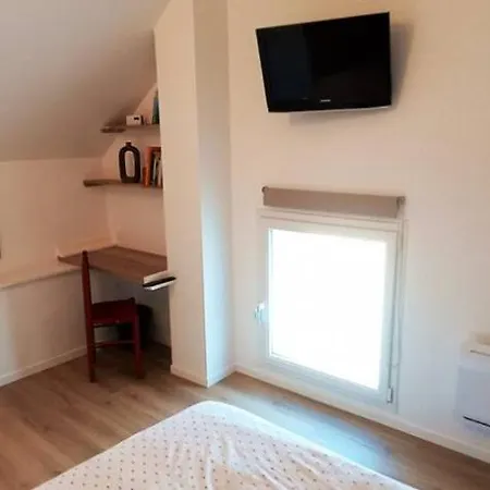 Maison De La Marquise, 15 Couchages, 200m2, Cour Privative, Salle De Reception, 4 Doubles, 1 Dortoir 7 Couchages, Linge En Option Villa