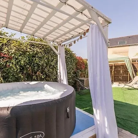 Maison De La Marquise, 15 Couchages, 200m2, Cour Privative, Salle De Reception, 4 Doubles, 1 Dortoir 7 Couchages, Linge En Option Villa *
