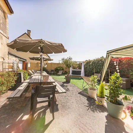 Maison De La Marquise, 15 Couchages, 200m2, Cour Privative, Salle De Reception, 4 Doubles, 1 Dortoir 7 Couchages, Linge En Option Villa
