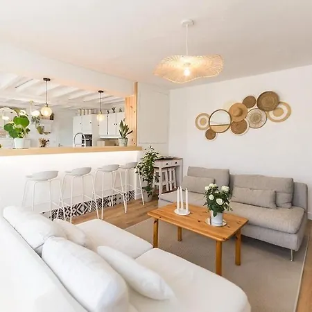 Maison De La Marquise, 15 Couchages, 200m2, Cour Privative, Salle De Reception, 4 Doubles, 1 Dortoir 7 Couchages, Linge En Option Villa *
